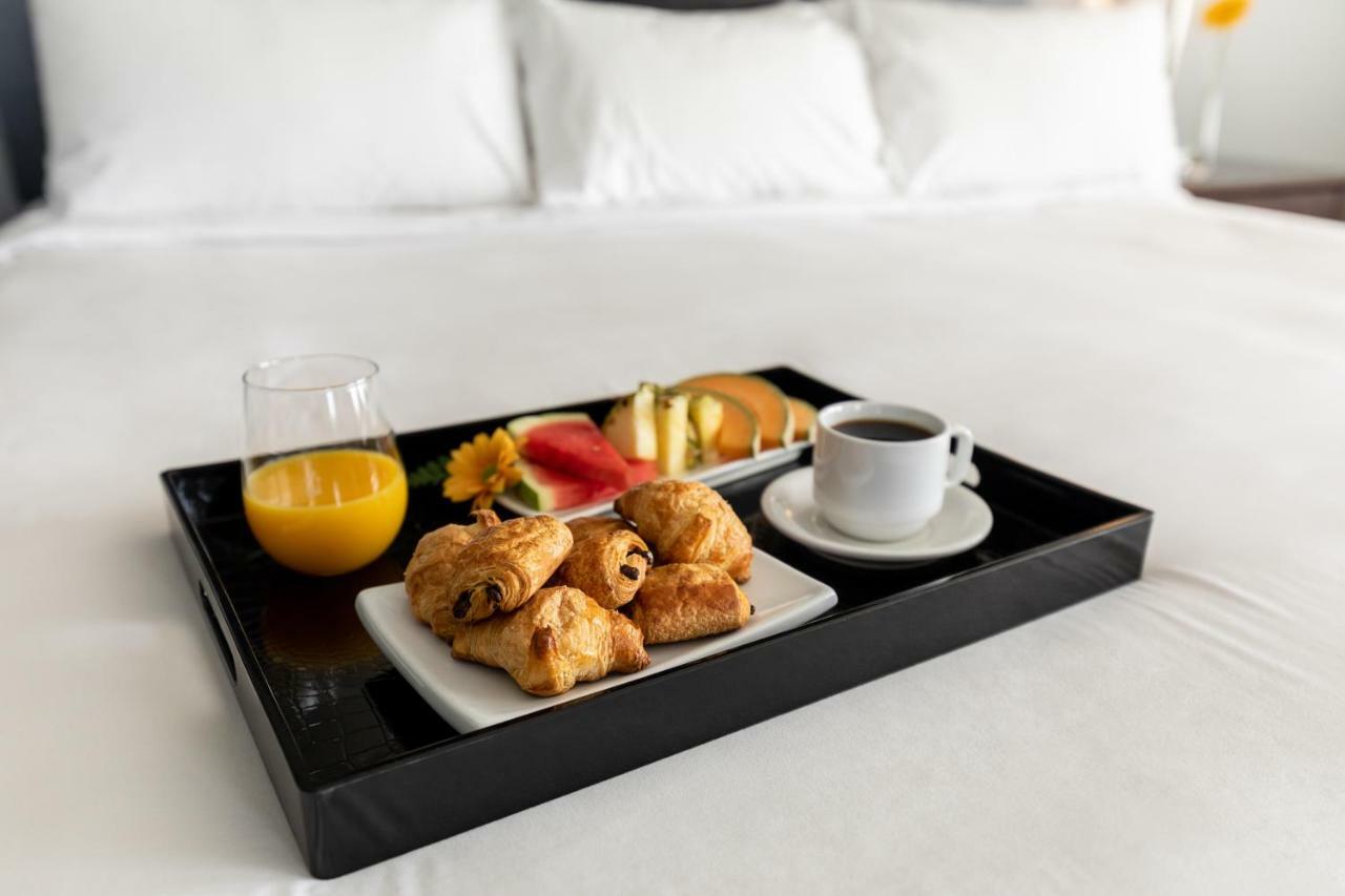 Imperia Hotel Et Suites Boucherville Eksteriør bilde
